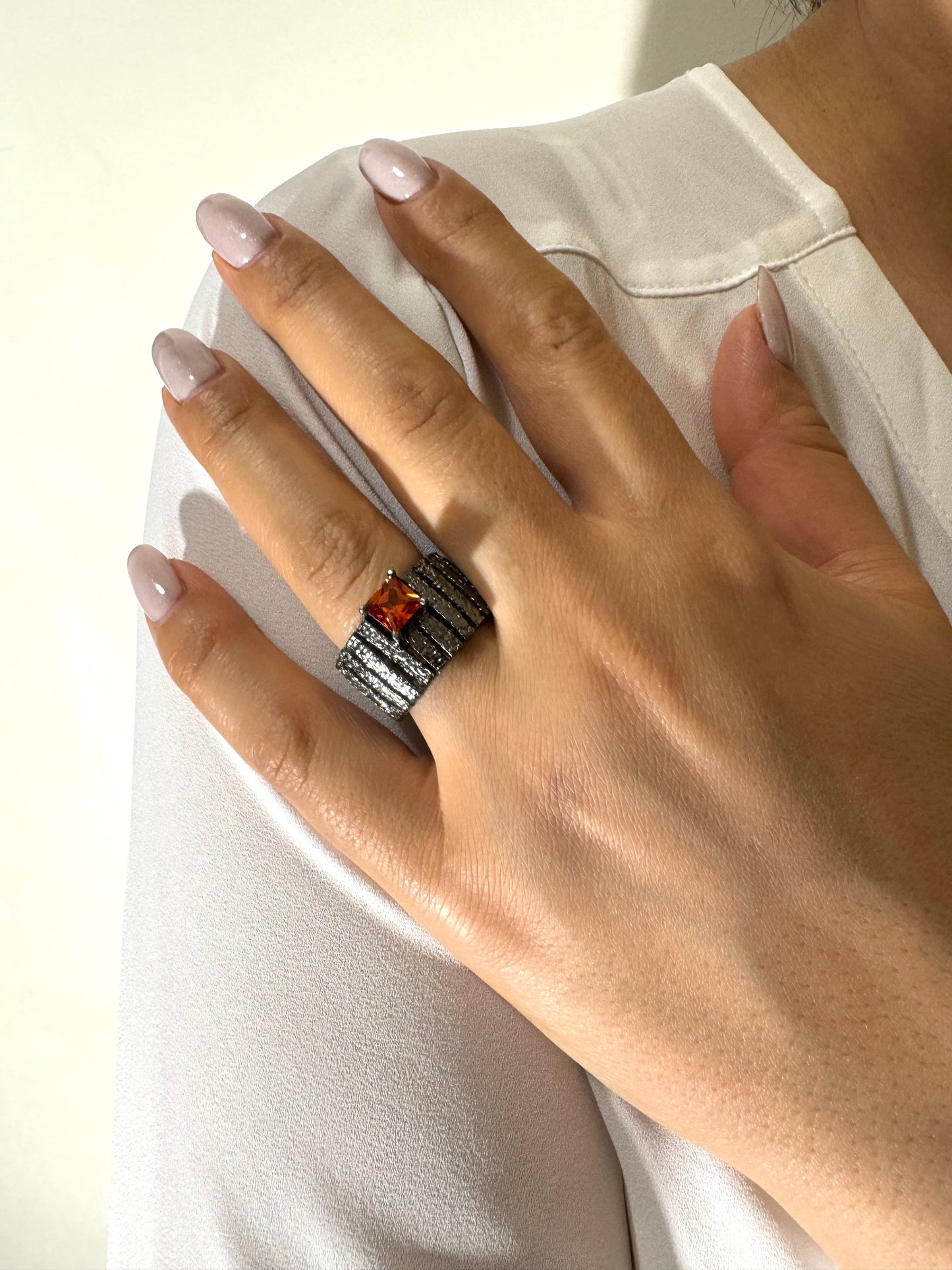 Sterling silver ring K30-31