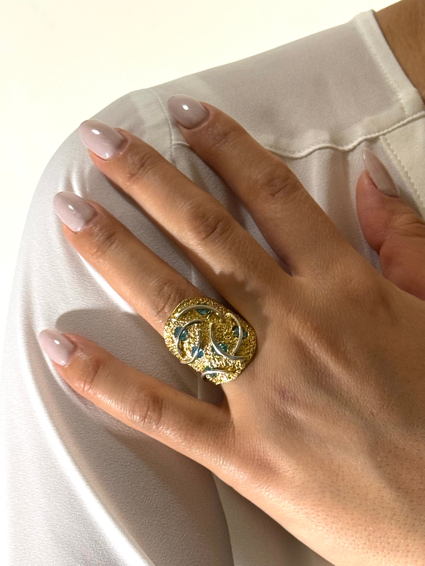 Sterling silver ring K58-33