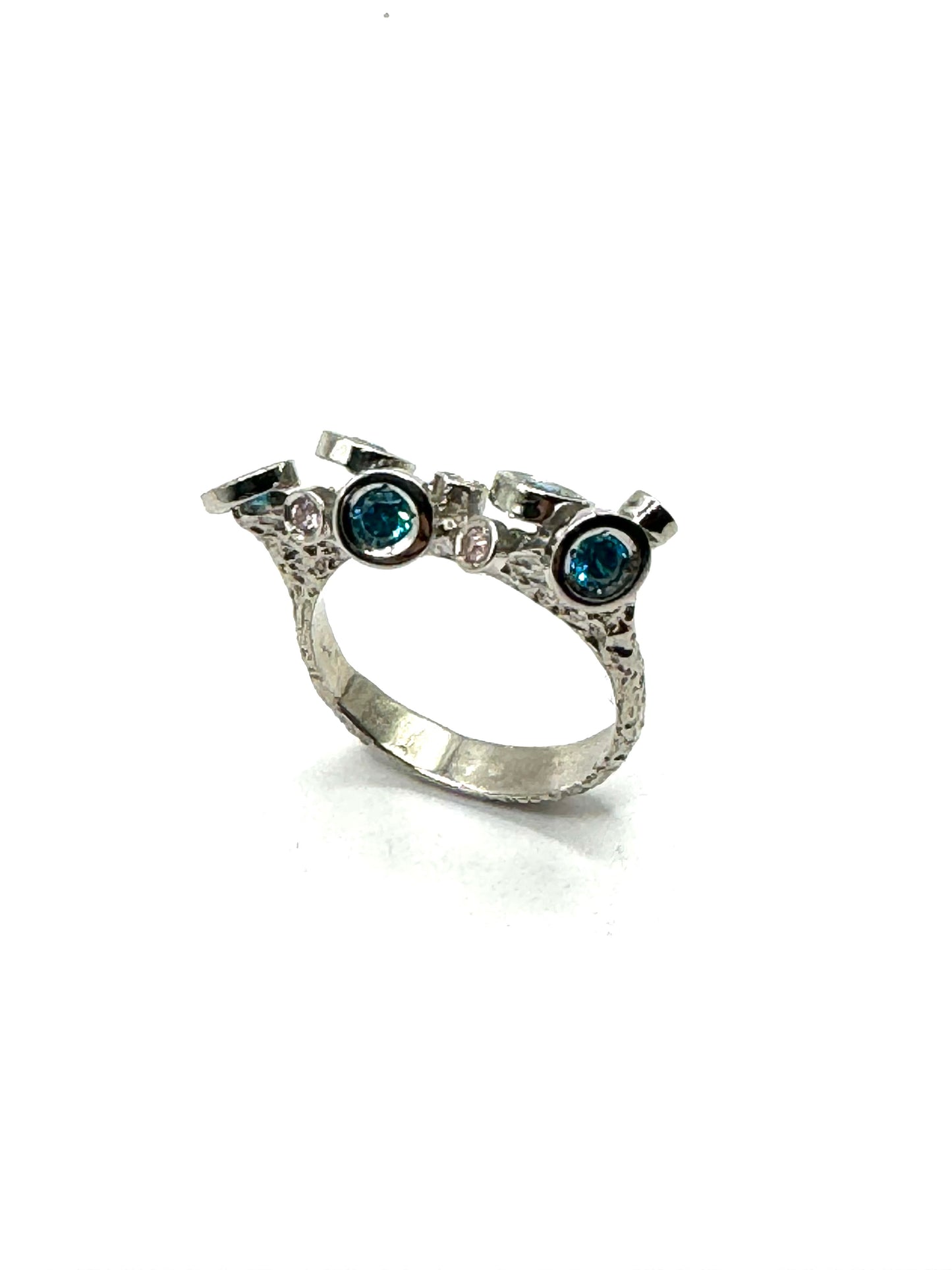 Sterling silver ring K17-24